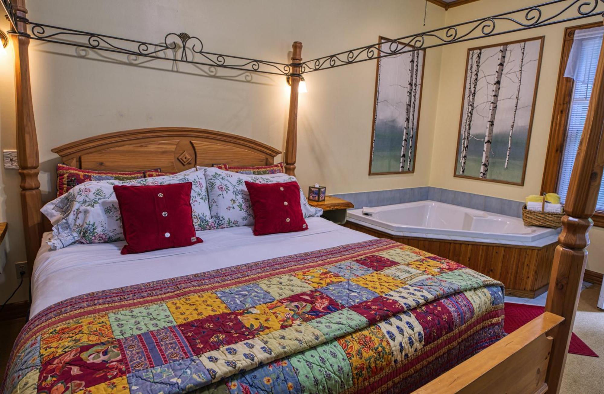 Rockwell Falls Inn And Wine Bar Lake Luzerne Zimmer foto