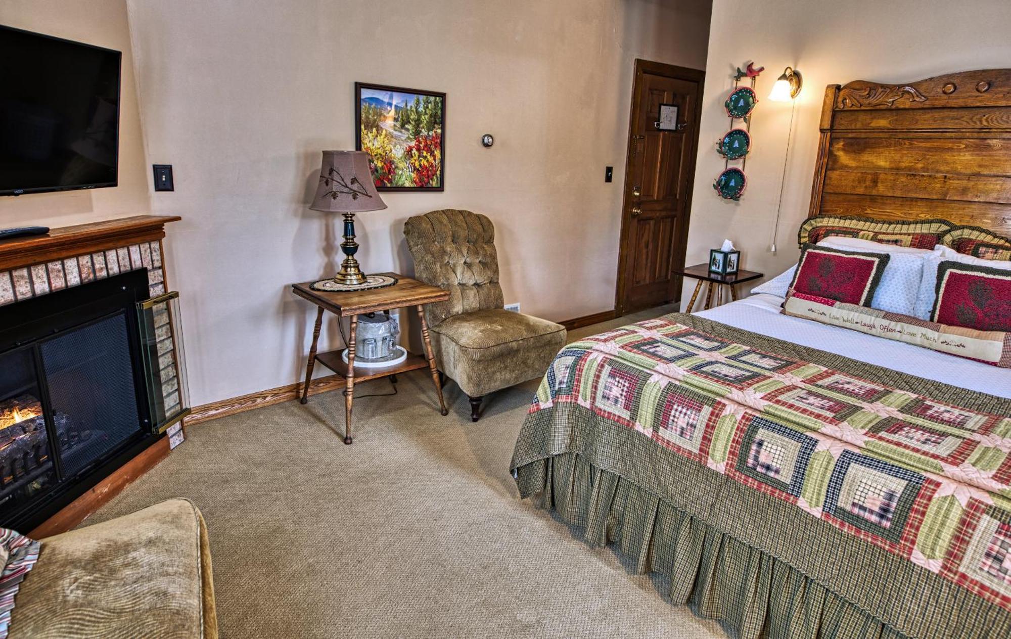 Rockwell Falls Inn And Wine Bar Lake Luzerne Zimmer foto
