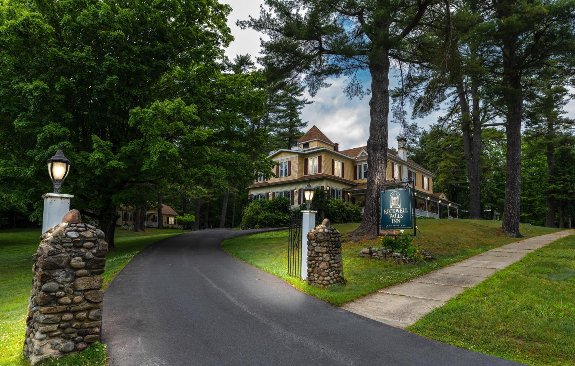 Rockwell Falls Inn And Wine Bar Lake Luzerne Exterior foto
